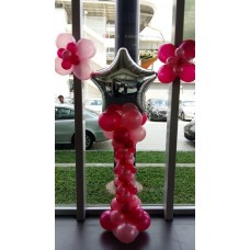 Balloon column with star foil on top